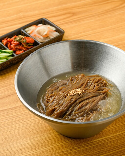 安萬冷麺

